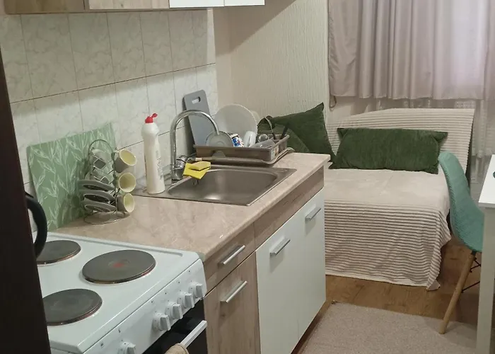 Lenka 2 * Sremska Mitrovica